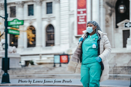 medical proffessional wearing mask outdoors