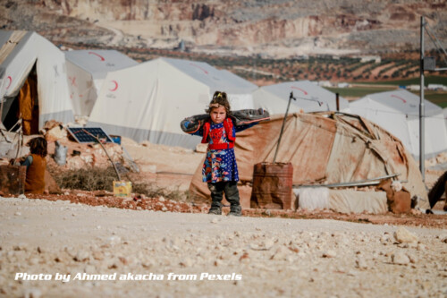 refugee child in idlib syria